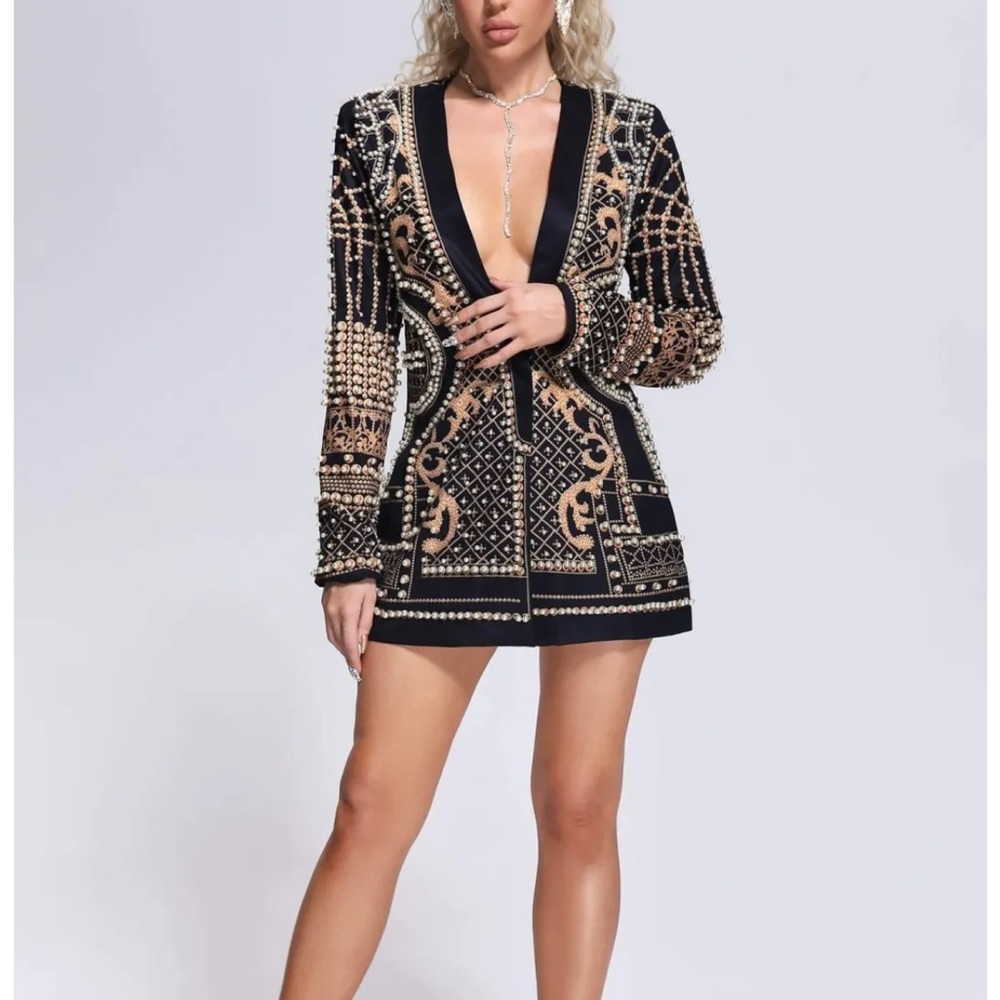 Never Worn *** New with tags ***Dole Pearl Blazer mini Dress size L